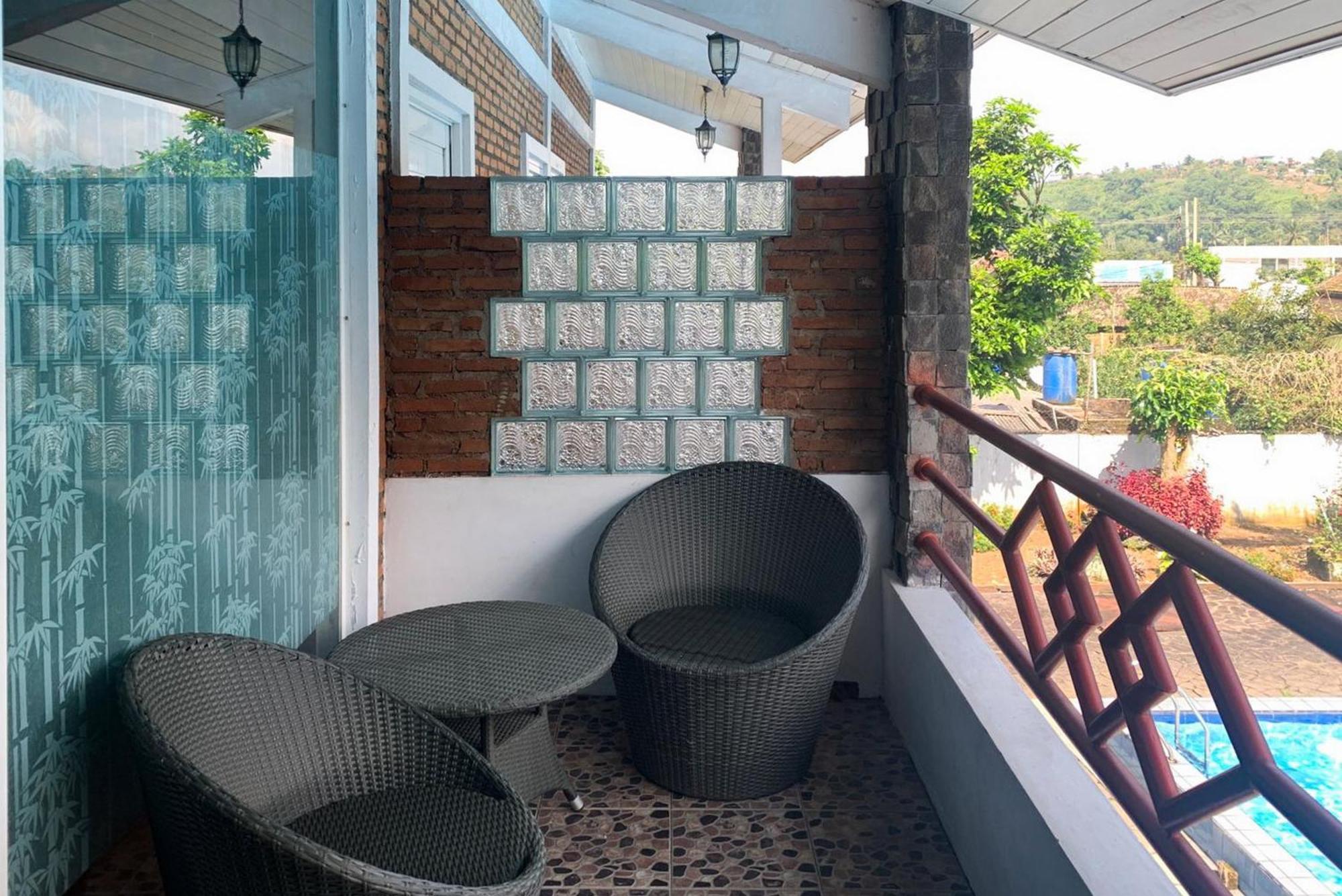 Urbanview Hotel Villa Q Gisting Bandjarnegeri Exterior photo